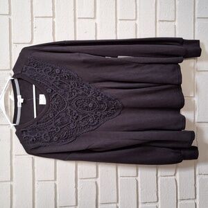 Skylar & Jade Dark Gray Crochet Detail Balloon Sleeve Top. Size XL NWT